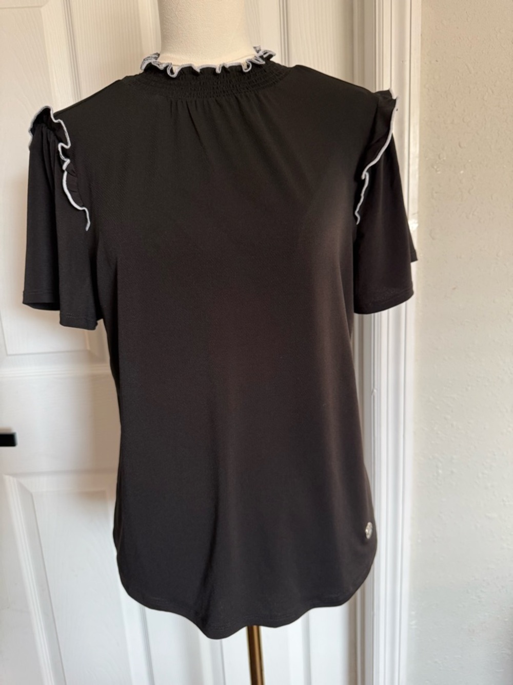 Adrienne Vittadini Black Short Sleeve Top with White Ruffle Trim